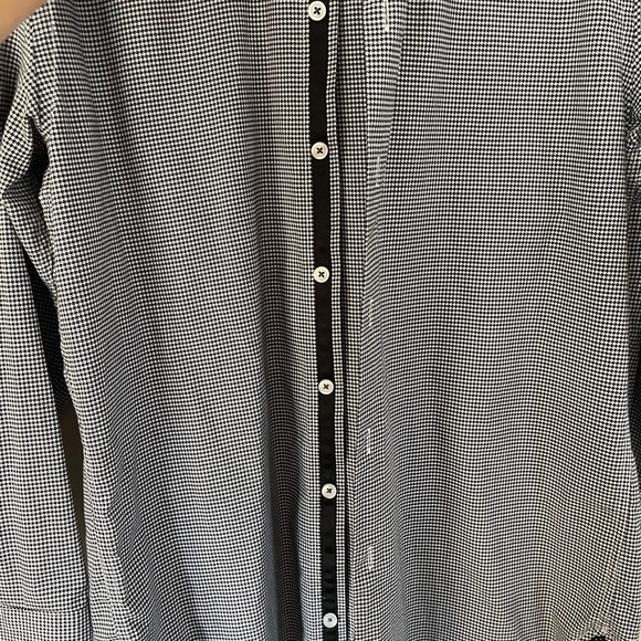 Society Of Threads Mens Button Down Shirt Black White Size Medium - Picture 2 of 10